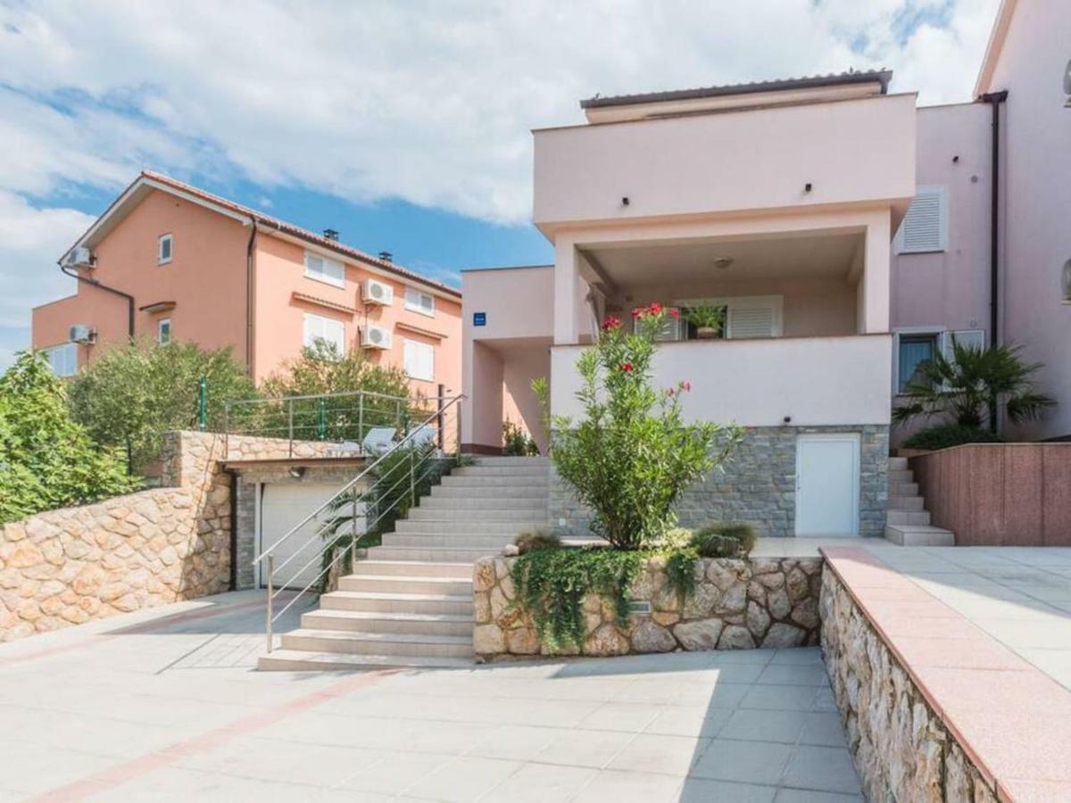Apartment F-4 Klimno Luaran gambar